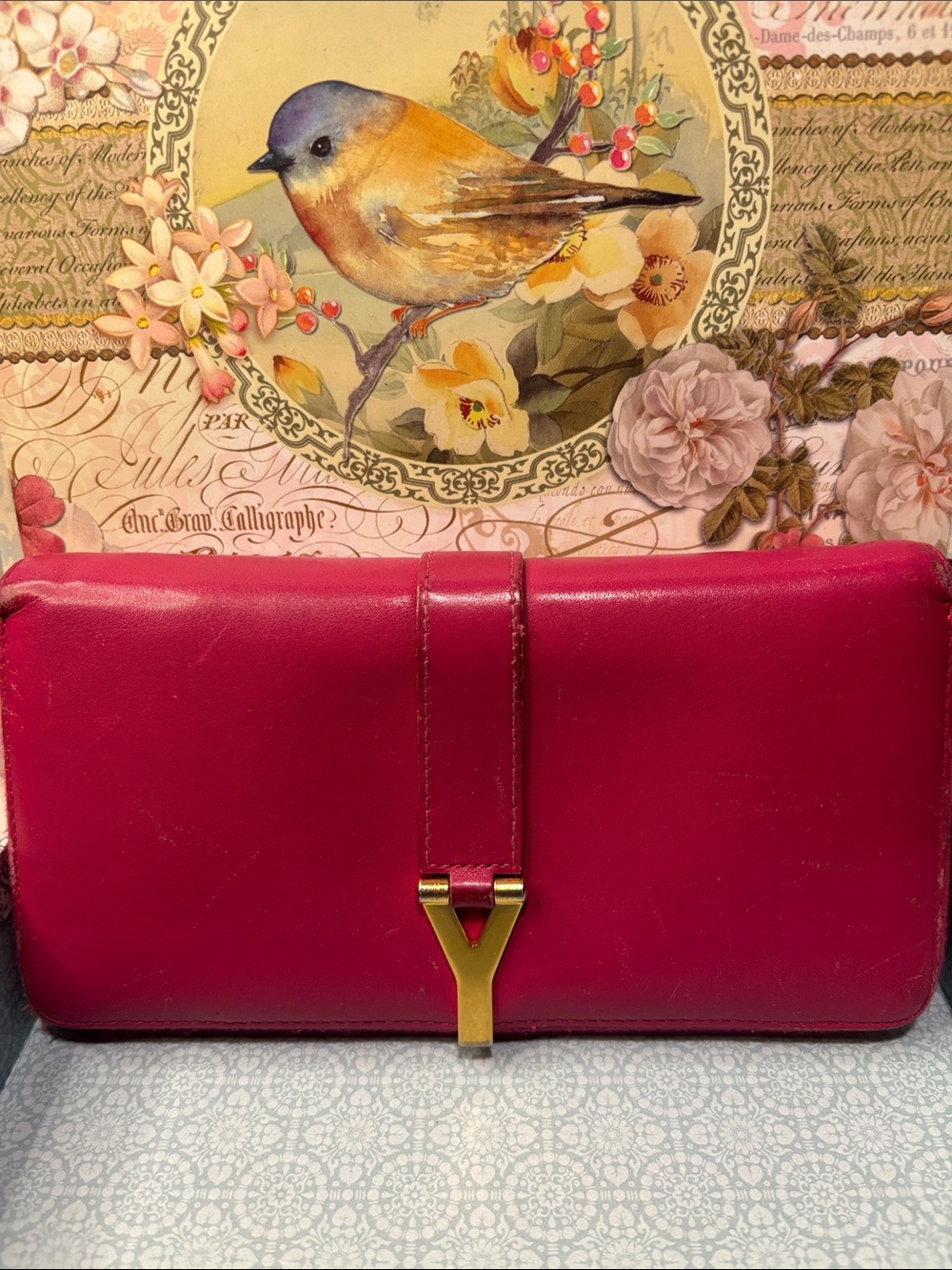 Saint Laurent Classic Y Ligne Zip Around Wallet in fuchsia pink - Picture 3 of 16